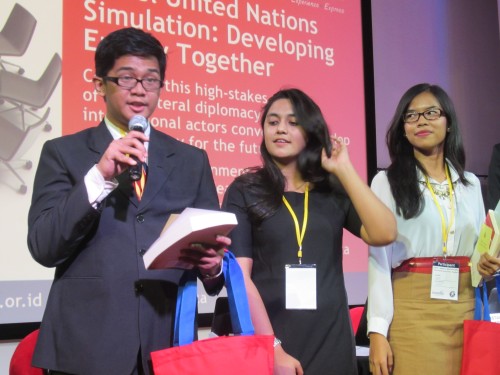 Left to right: delegate of Turkmenistan (Honorable Mention), delegate of Ethiopia (Outstanding), and delegate of Japan (Best Delegate)