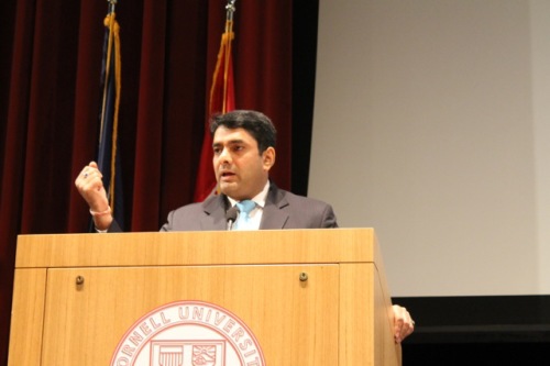 Keynote Speaker Ravi Karkara addressing the CMUNC 2015 audience.