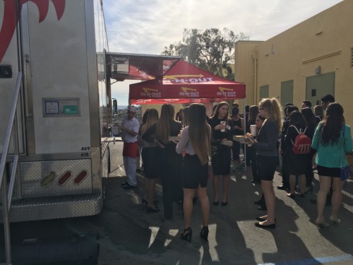 For delegates weary from an intense morning of debate, LAIMUN offered a classic SoCal treat – In-N-Out!